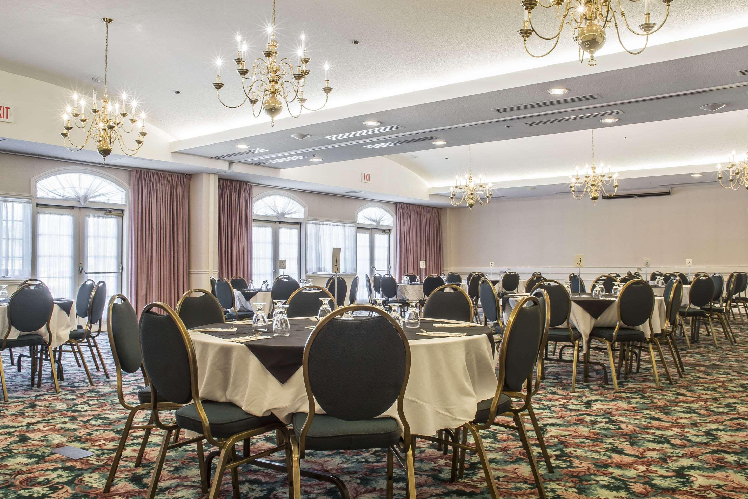 Clarion Hotel&Conference Centre Fort Erie Exterior foto