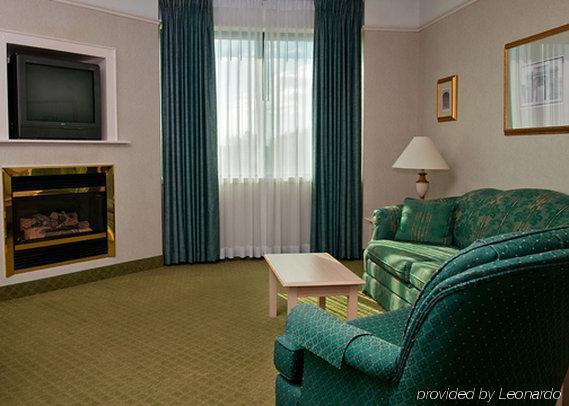 Clarion Hotel&Conference Centre Fort Erie Habitación foto